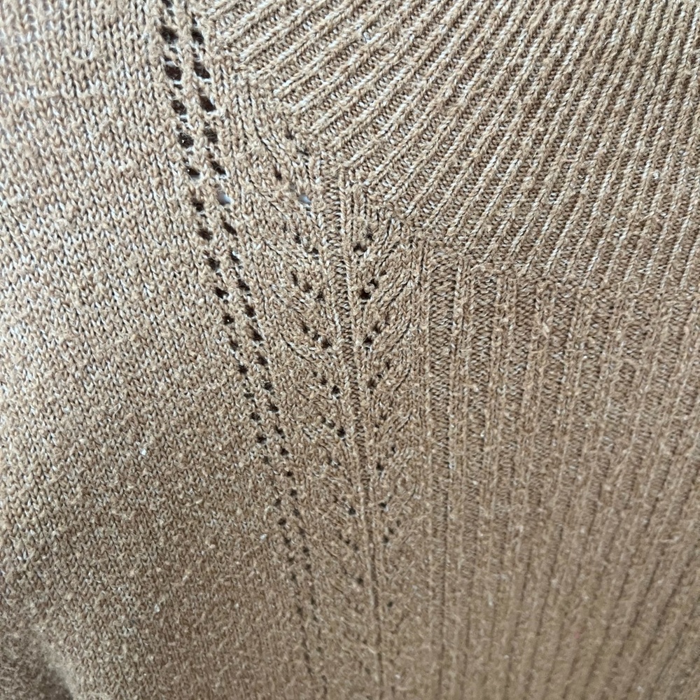 Old Navy Long Sleeve Sweater. Women’s Sz-XL. Neutral Camel. Tunic Length. - Picture 4 of 6